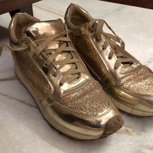 Golden glitter shoes